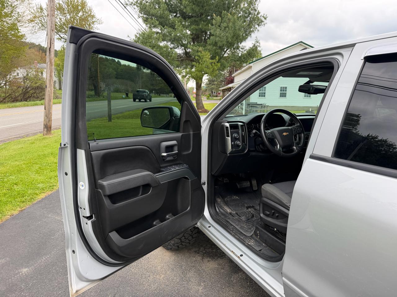 Chevrolet Silverado 1500 4WD Double Cab 143.5" LT w/1LT 2015