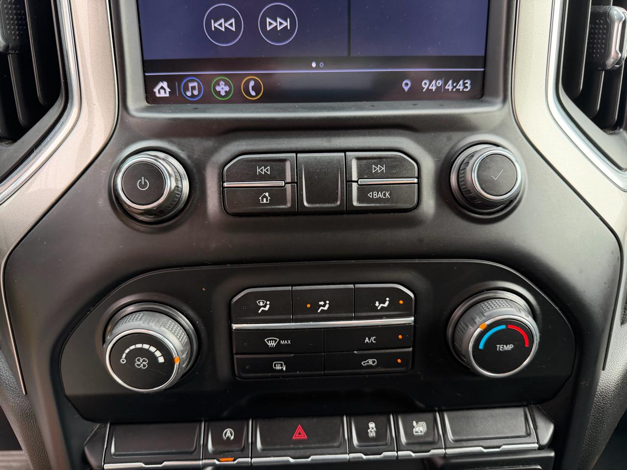 Chevrolet Silverado 1500 4WD Crew Cab 147" LT 2019