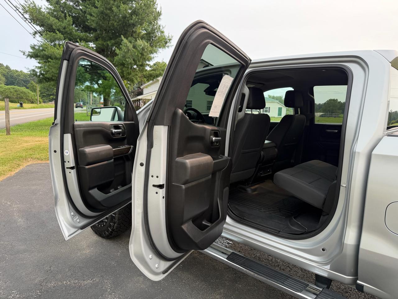 Chevrolet Silverado 1500 4WD Crew Cab 147" LT 2019
