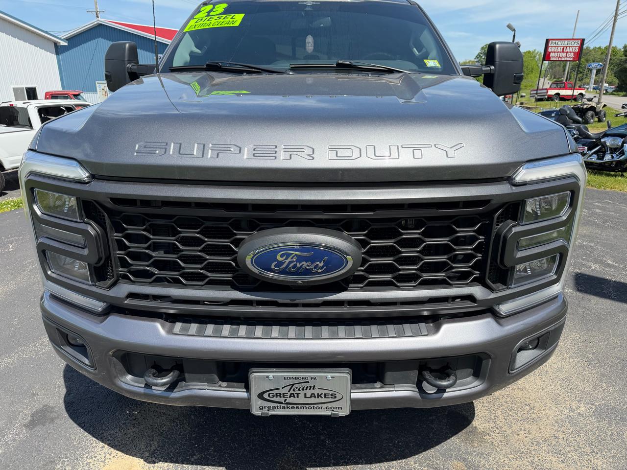 Ford Super Duty F-250 SRW 4WD Crew Cab 156" XLT 2023