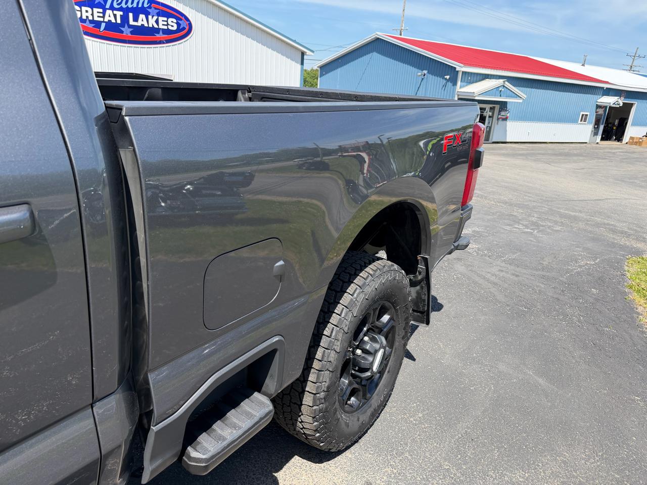 Ford Super Duty F-250 SRW 4WD Crew Cab 156" XLT 2023