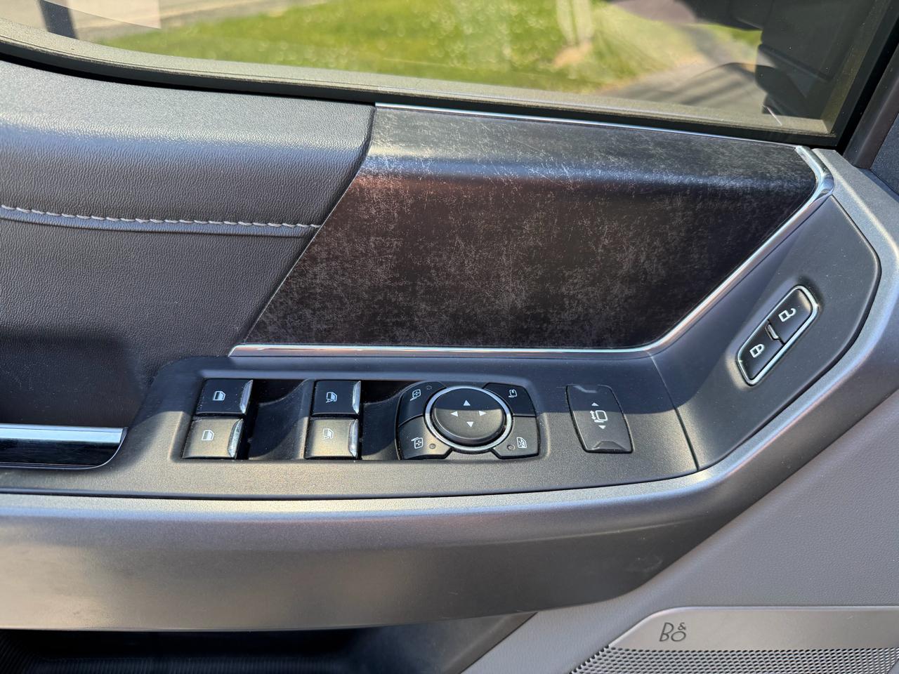 Ford Super Duty F-250 SRW 4WD Crew Cab 156" XLT 2023