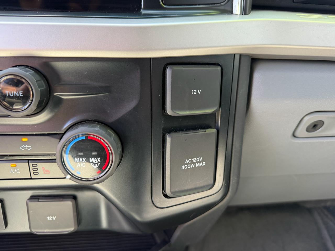Ford Super Duty F-250 SRW 4WD Crew Cab 156" XLT 2023