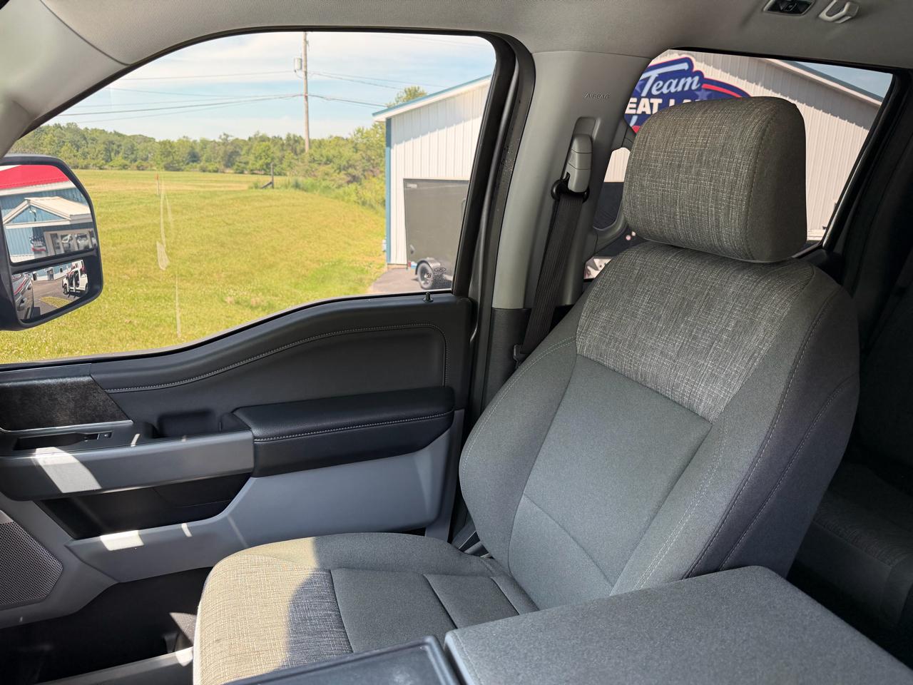 Ford Super Duty F-250 SRW 4WD Crew Cab 156" XLT 2023