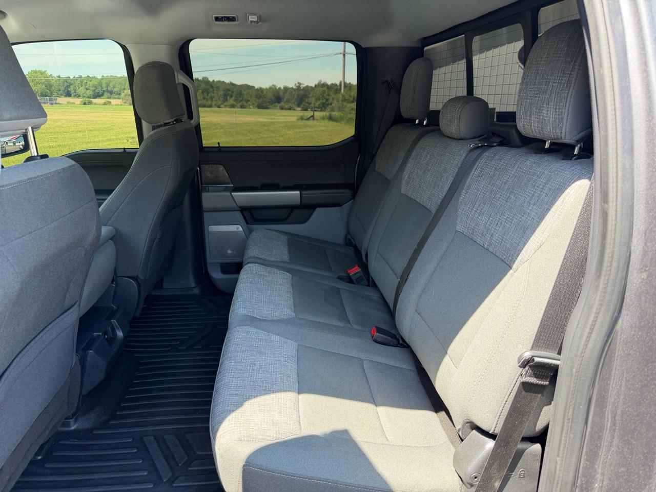 Ford Super Duty F-250 SRW 4WD Crew Cab 156" XLT 2023