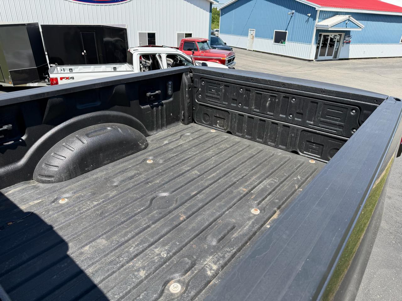Ford Super Duty F-250 SRW 4WD Crew Cab 156" XLT 2023