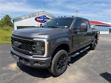 2023 Ford Super Duty F-250 SRW 4WD Crew Cab 156" XLT