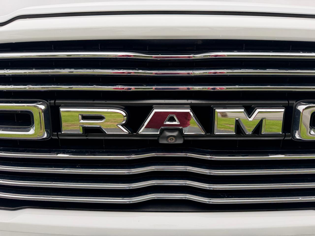 RAM 3500 Laramie 4x4 Crew Cab 8' Box 2021