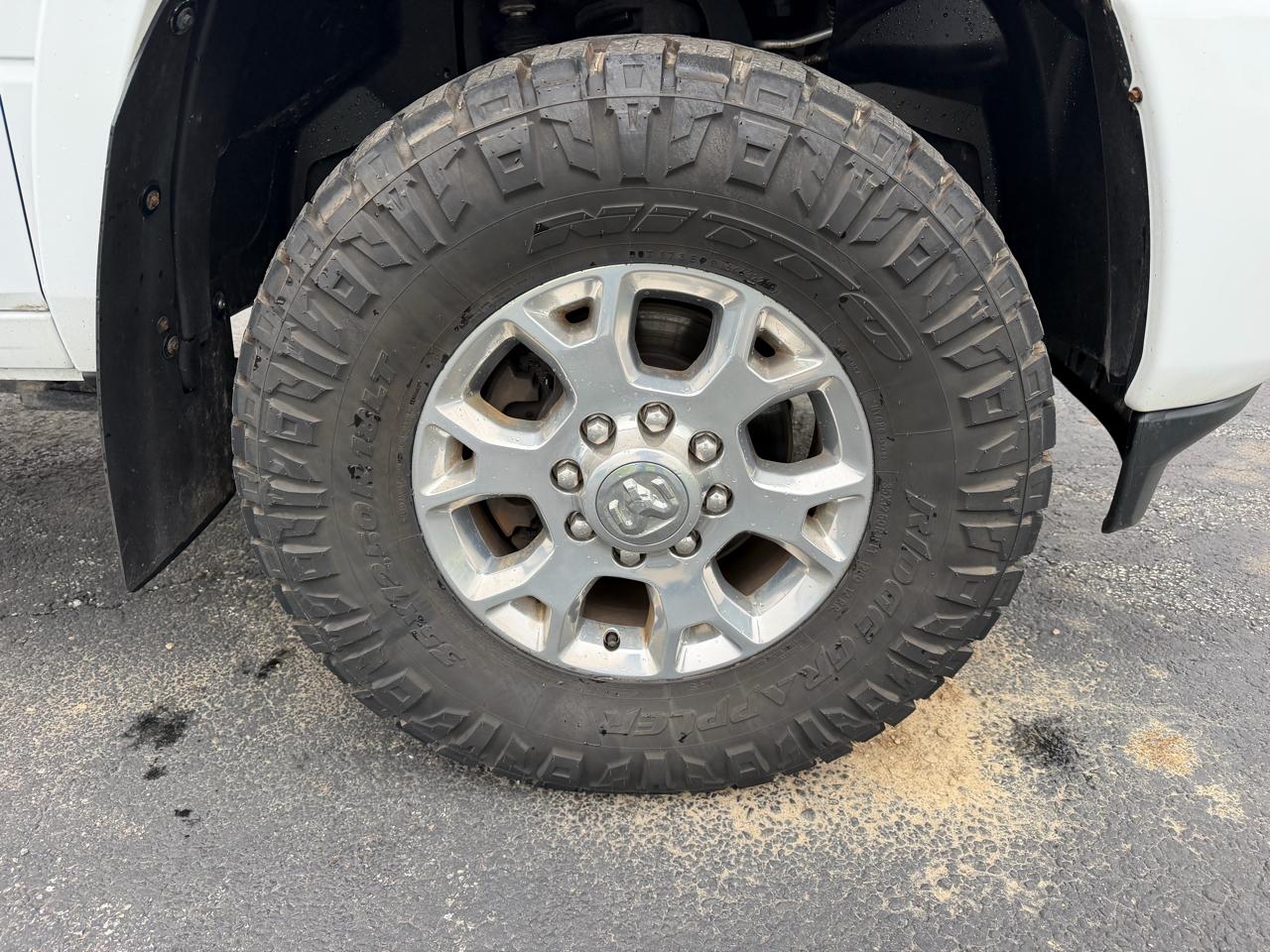 RAM 3500 Laramie 4x4 Crew Cab 8' Box 2021