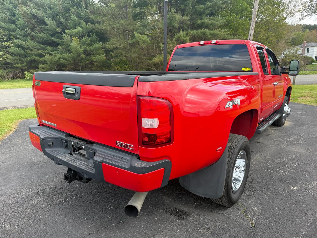 GMC Sierra 3500HD 4WD Ext Cab 158.2" DRW SLE 2011