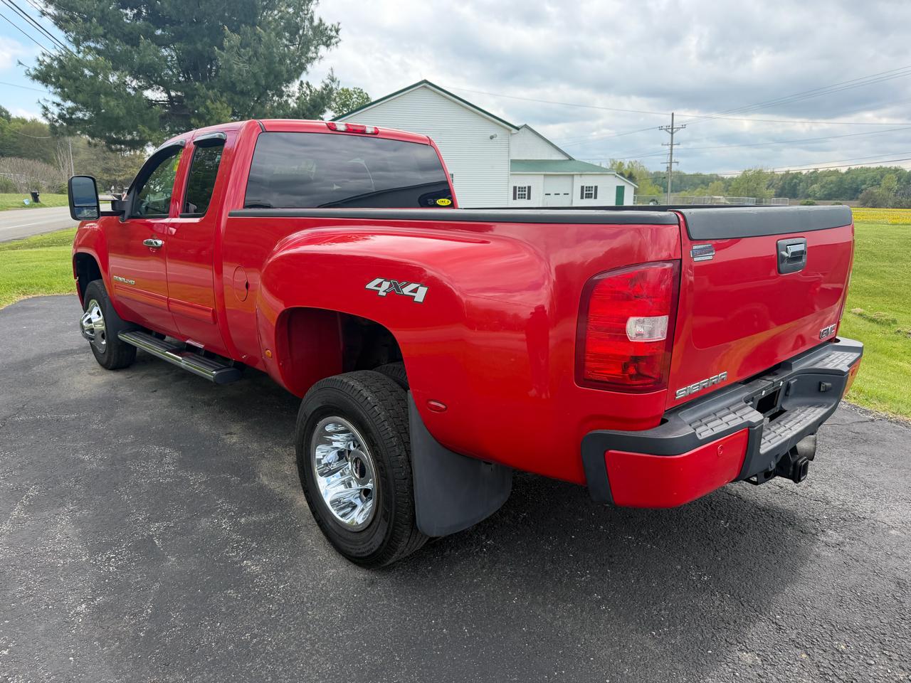 GMC Sierra 3500HD 4WD Ext Cab 158.2" DRW SLE 2011