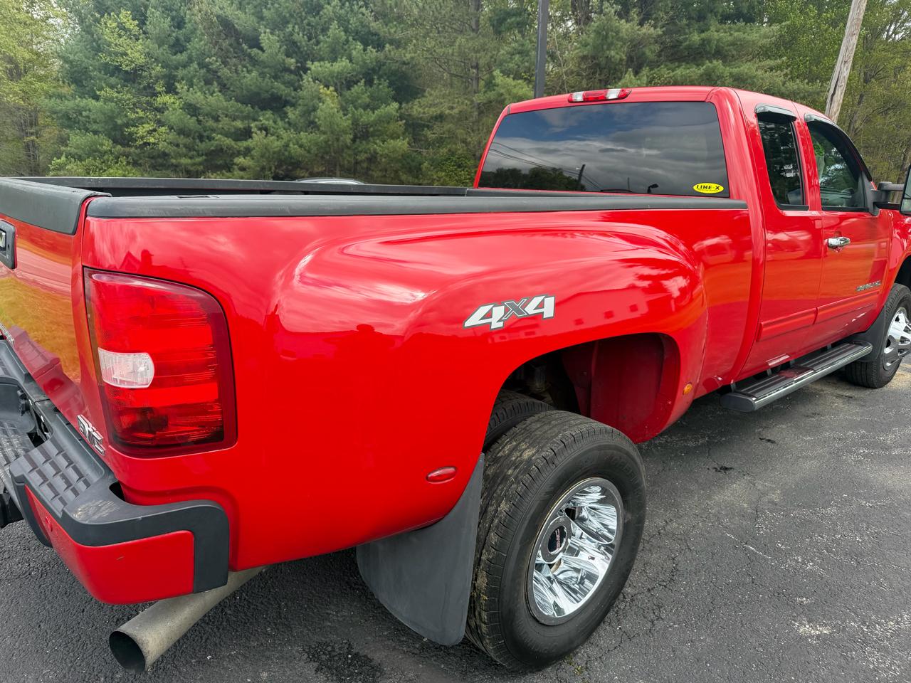 GMC Sierra 3500HD 4WD Ext Cab 158.2" DRW SLE 2011
