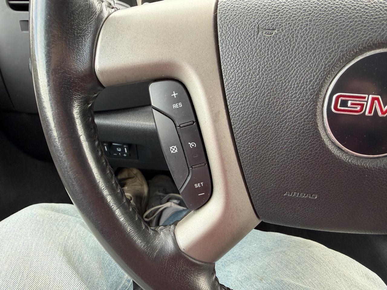 GMC Sierra 3500HD 4WD Ext Cab 158.2" DRW SLE 2011