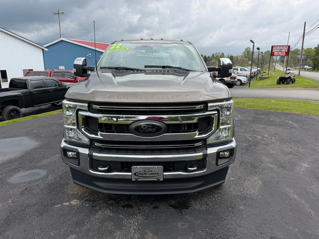 Ford Super Duty F-250 SRW XLT 4WD SuperCab 8' Box 2022