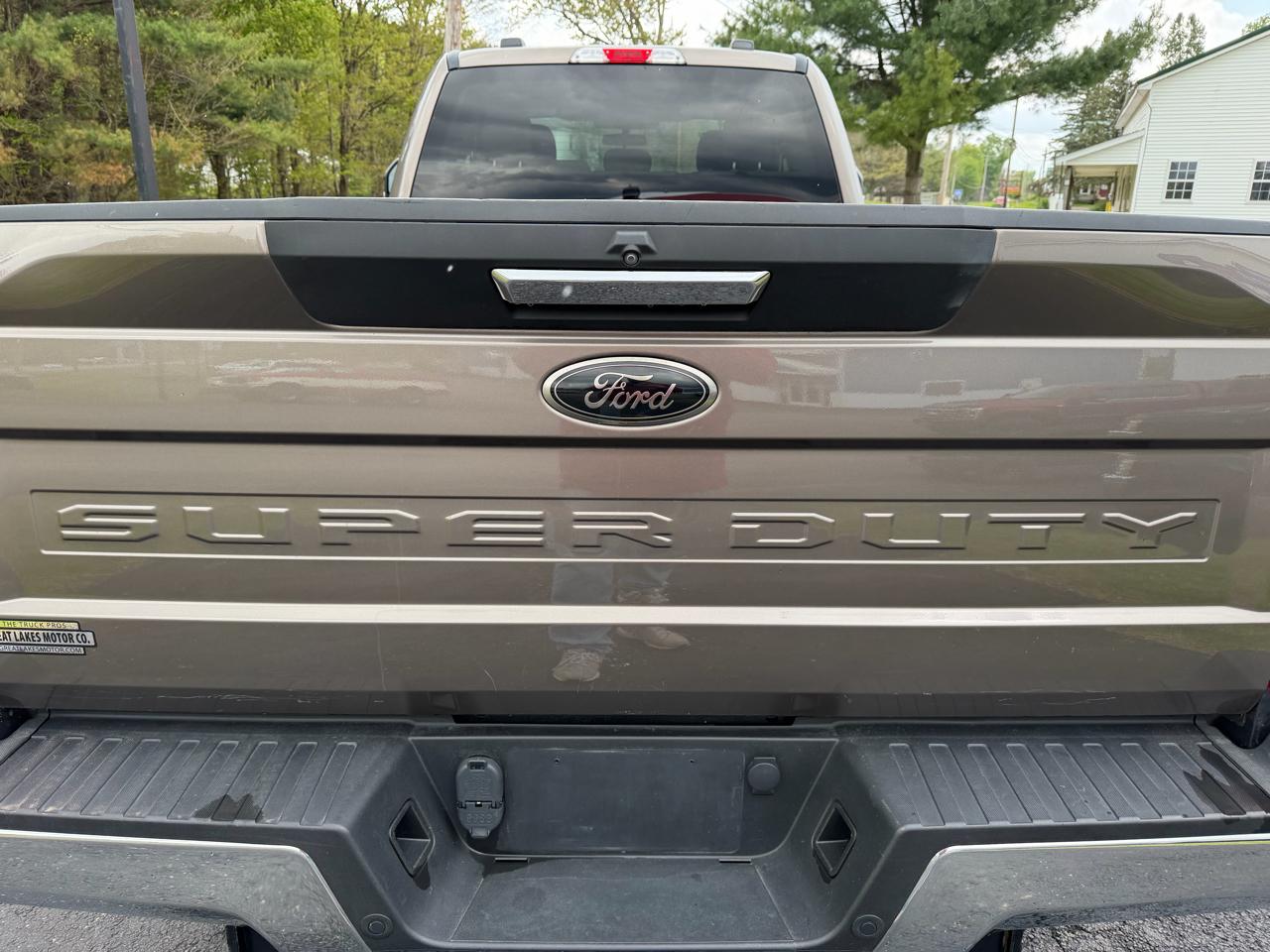 Ford Super Duty F-250 SRW XLT 4WD SuperCab 8' Box 2022