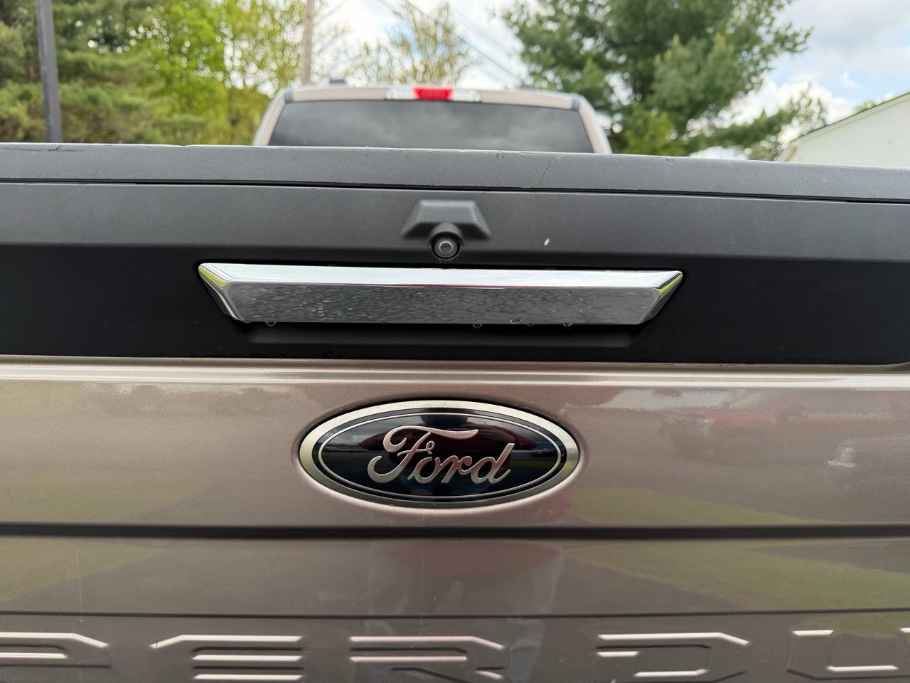 Ford Super Duty F-250 SRW XLT 4WD SuperCab 8' Box 2022