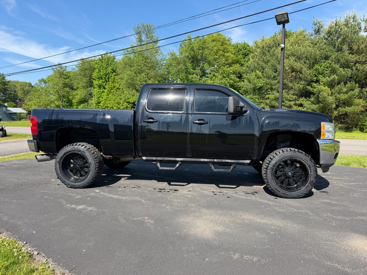 Chevrolet Silverado 2500HD 4WD Crew Cab 153.7" LTZ 2012