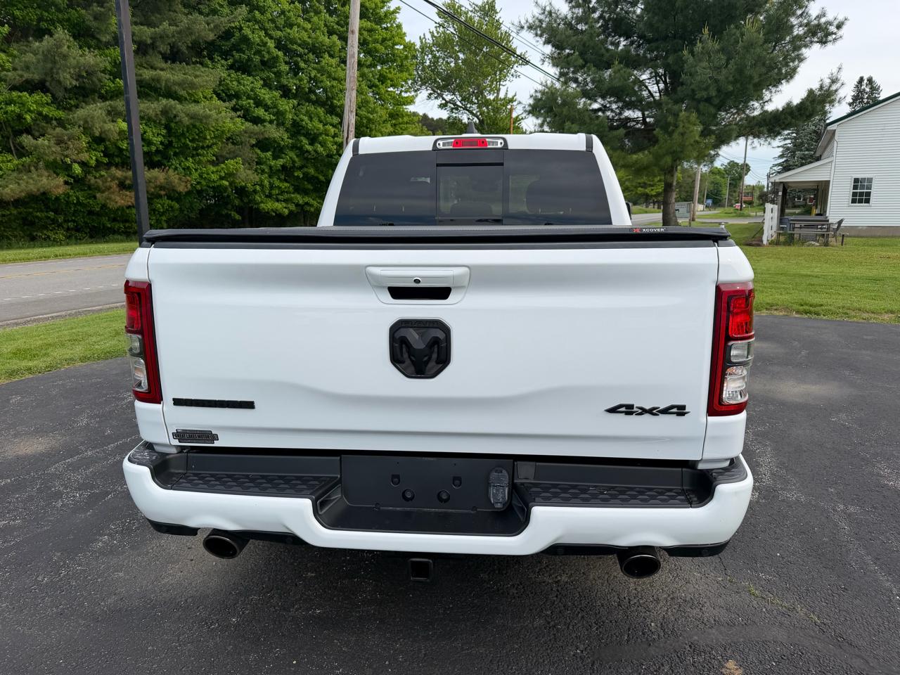RAM 1500 Big Horn 4x4 Crew Cab 5'7" Box 2022
