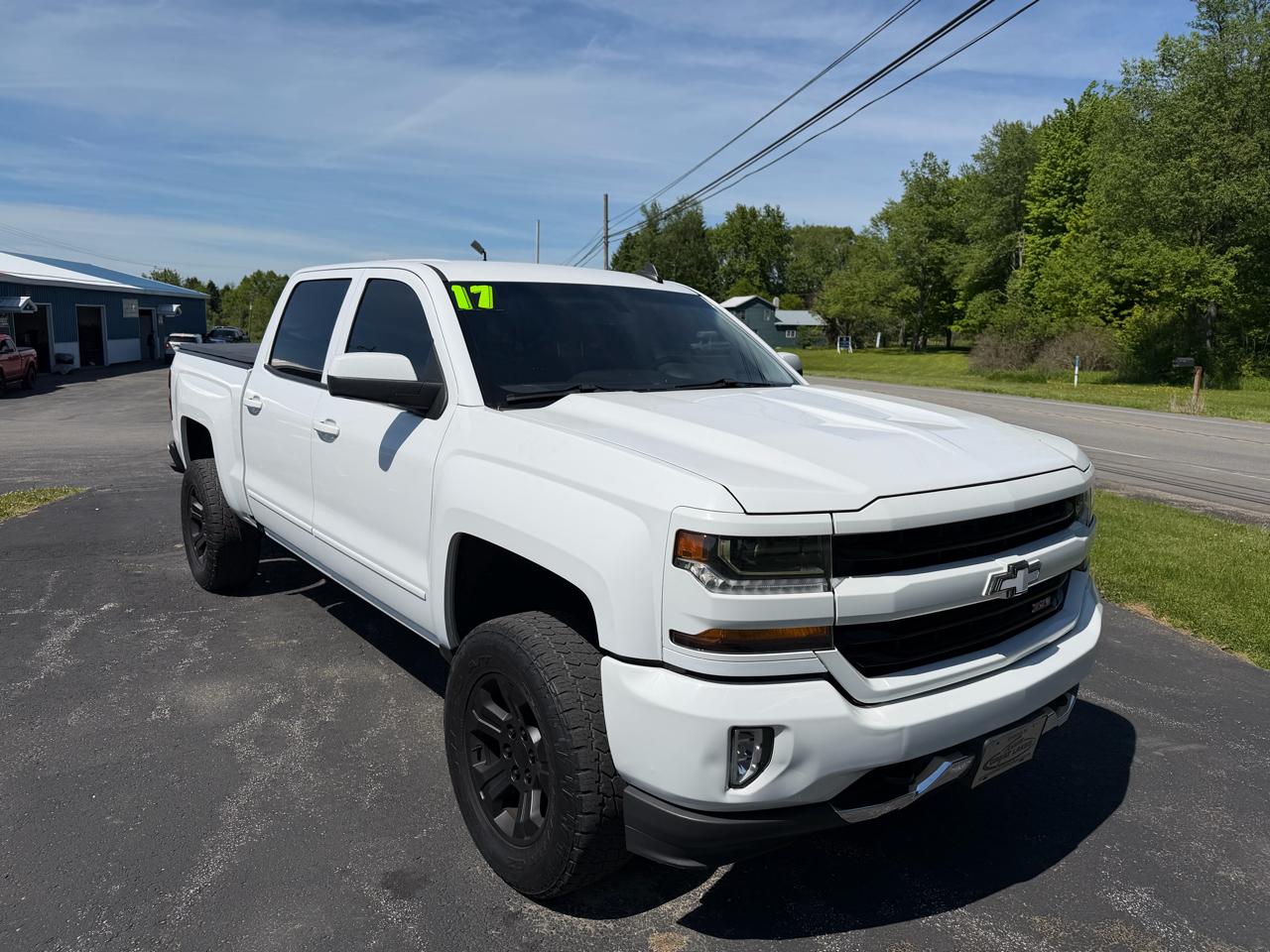 Chevrolet Silverado 1500 4WD Crew Cab 143.5" LT w/2LT 2017