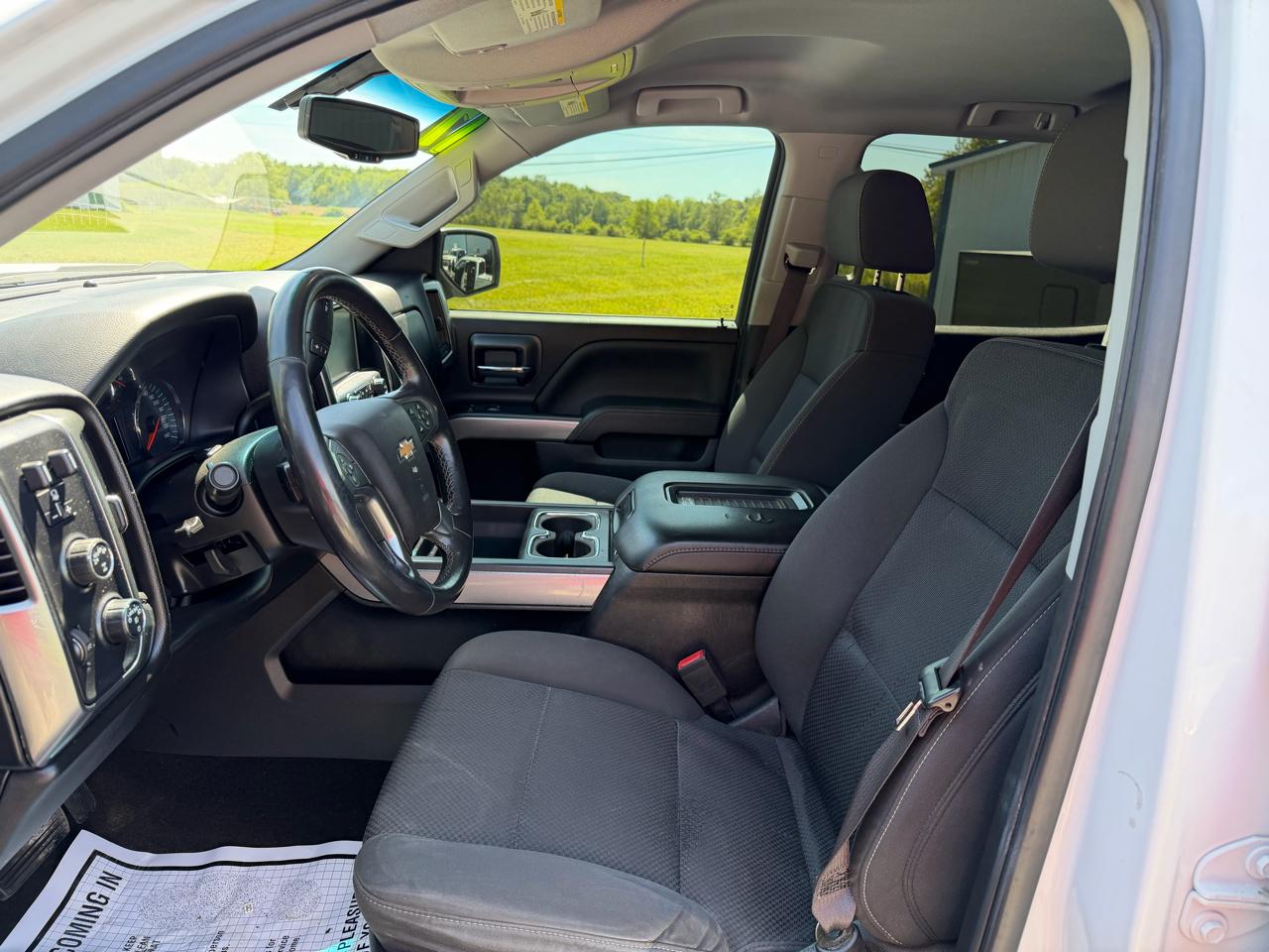 Chevrolet Silverado 1500 4WD Crew Cab 143.5" LT w/2LT 2017