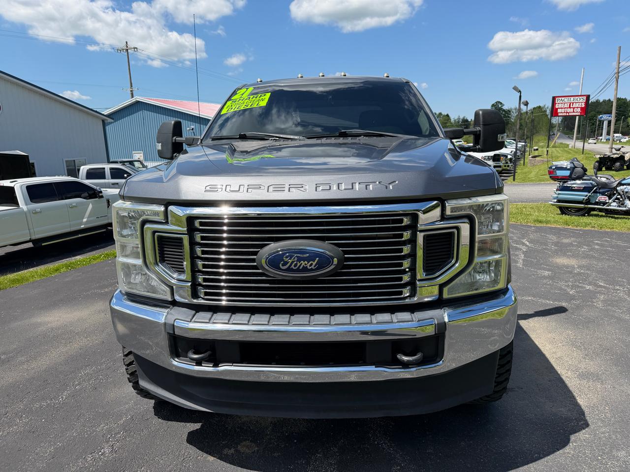 Ford Super Duty F-350 DRW XL 4WD Crew Cab 8' Box 2021