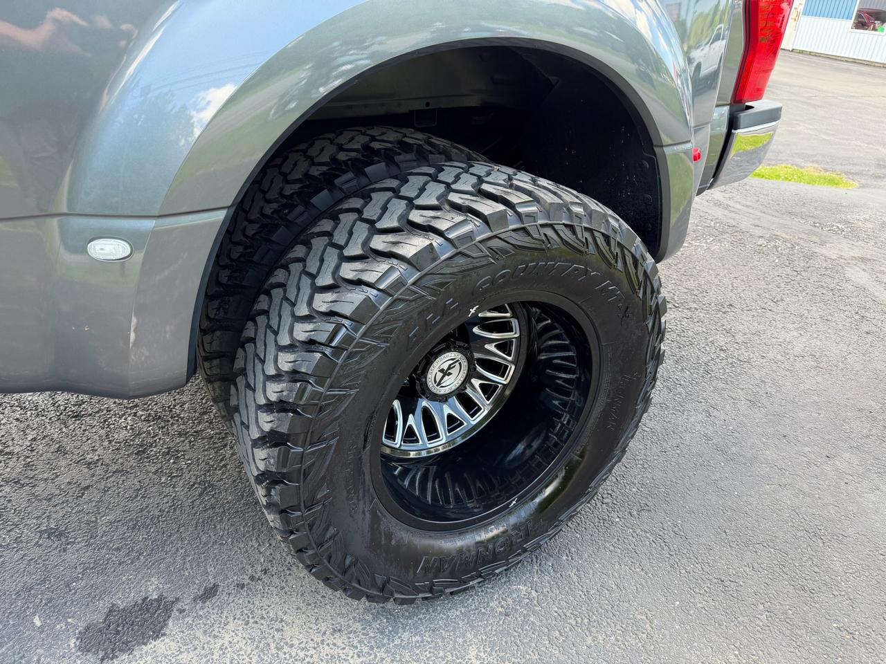 Ford Super Duty F-350 DRW XL 4WD Crew Cab 8' Box 2021