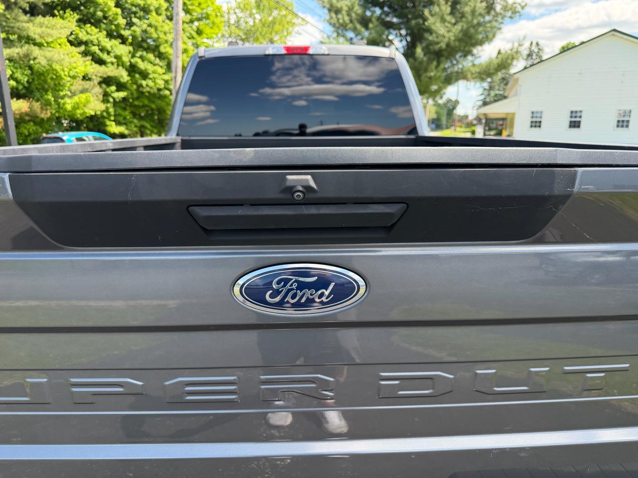 Ford Super Duty F-350 DRW XL 4WD Crew Cab 8' Box 2021
