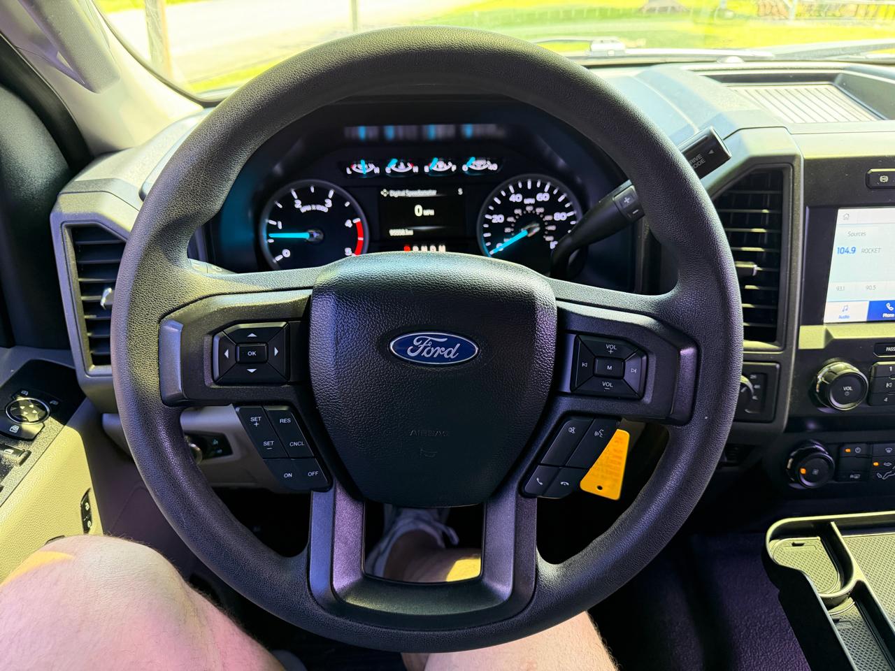 Ford Super Duty F-350 DRW XL 4WD Crew Cab 8' Box 2021