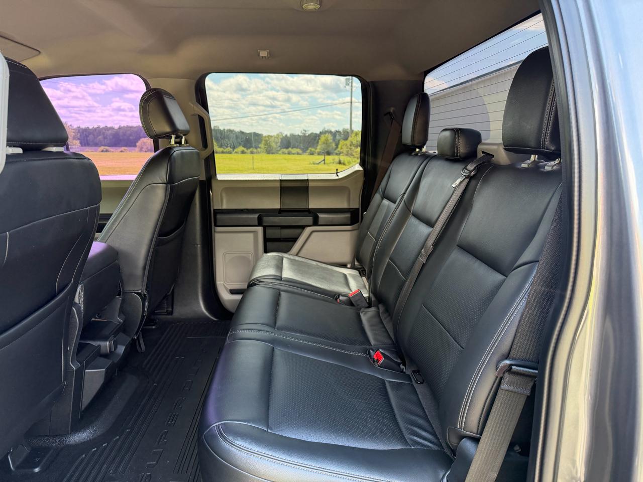 Ford Super Duty F-350 DRW XL 4WD Crew Cab 8' Box 2021