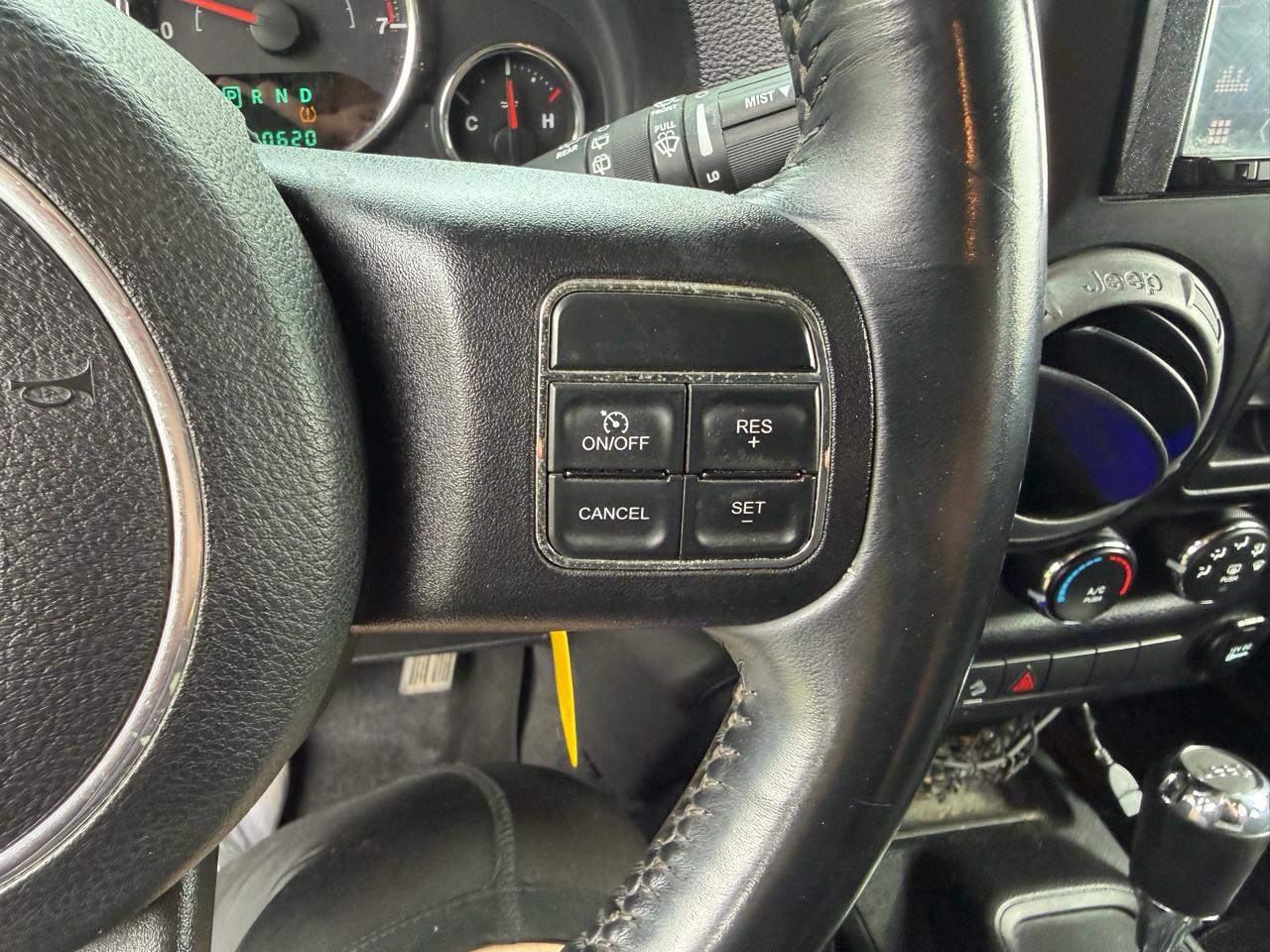 Jeep Wrangler Unlimited 4WD 4dr Sport 2014