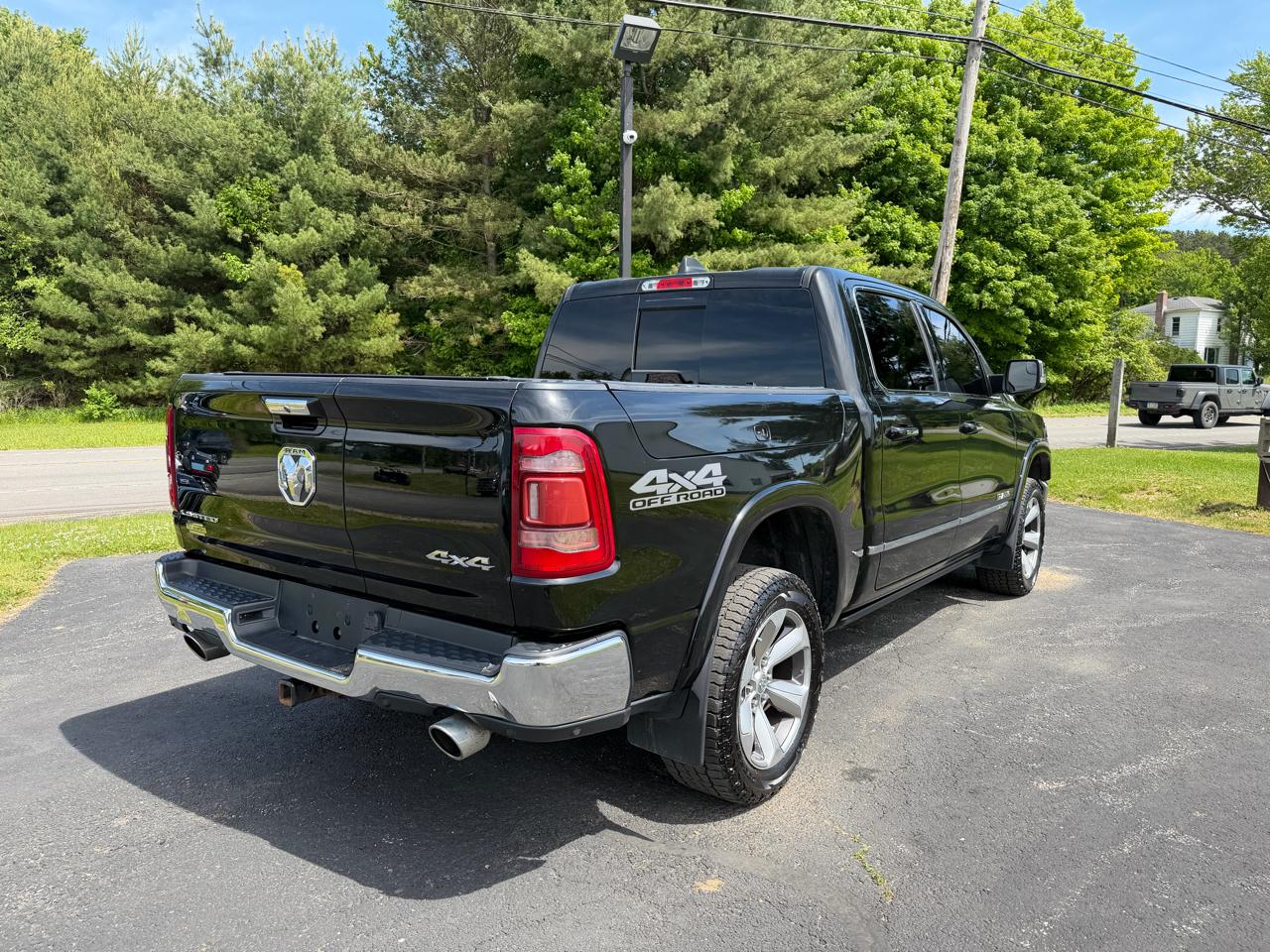 RAM 1500 Limited 4x4 Crew Cab 5'7" Box 2020