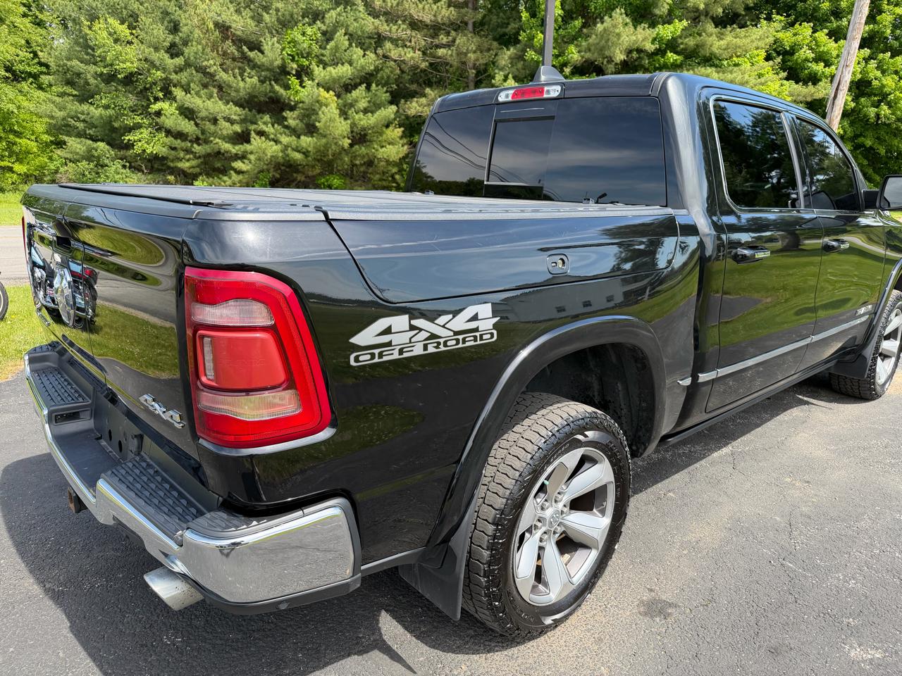 RAM 1500 Limited 4x4 Crew Cab 5'7" Box 2020