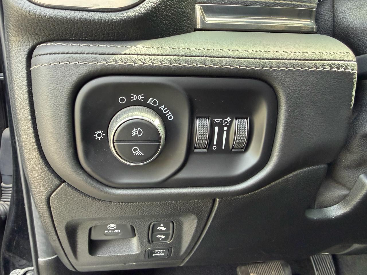RAM 1500 Limited 4x4 Crew Cab 5'7" Box 2020