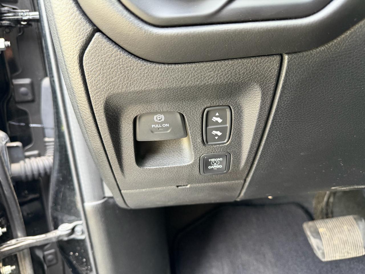 RAM 1500 Limited 4x4 Crew Cab 5'7" Box 2020