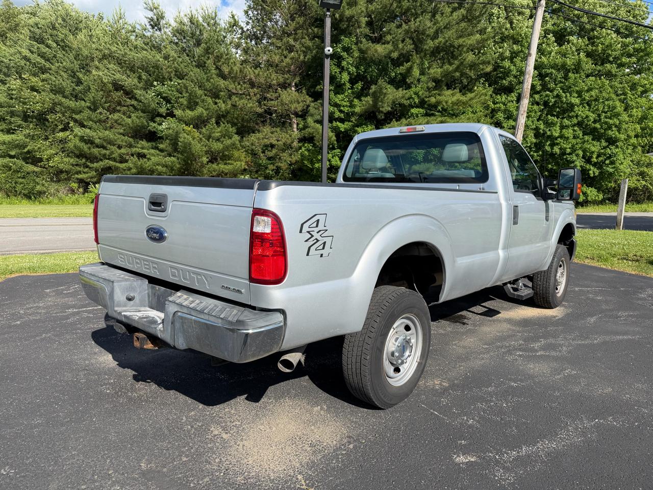 Ford Super Duty F-350 SRW 4WD Reg Cab 137" XLT 2016