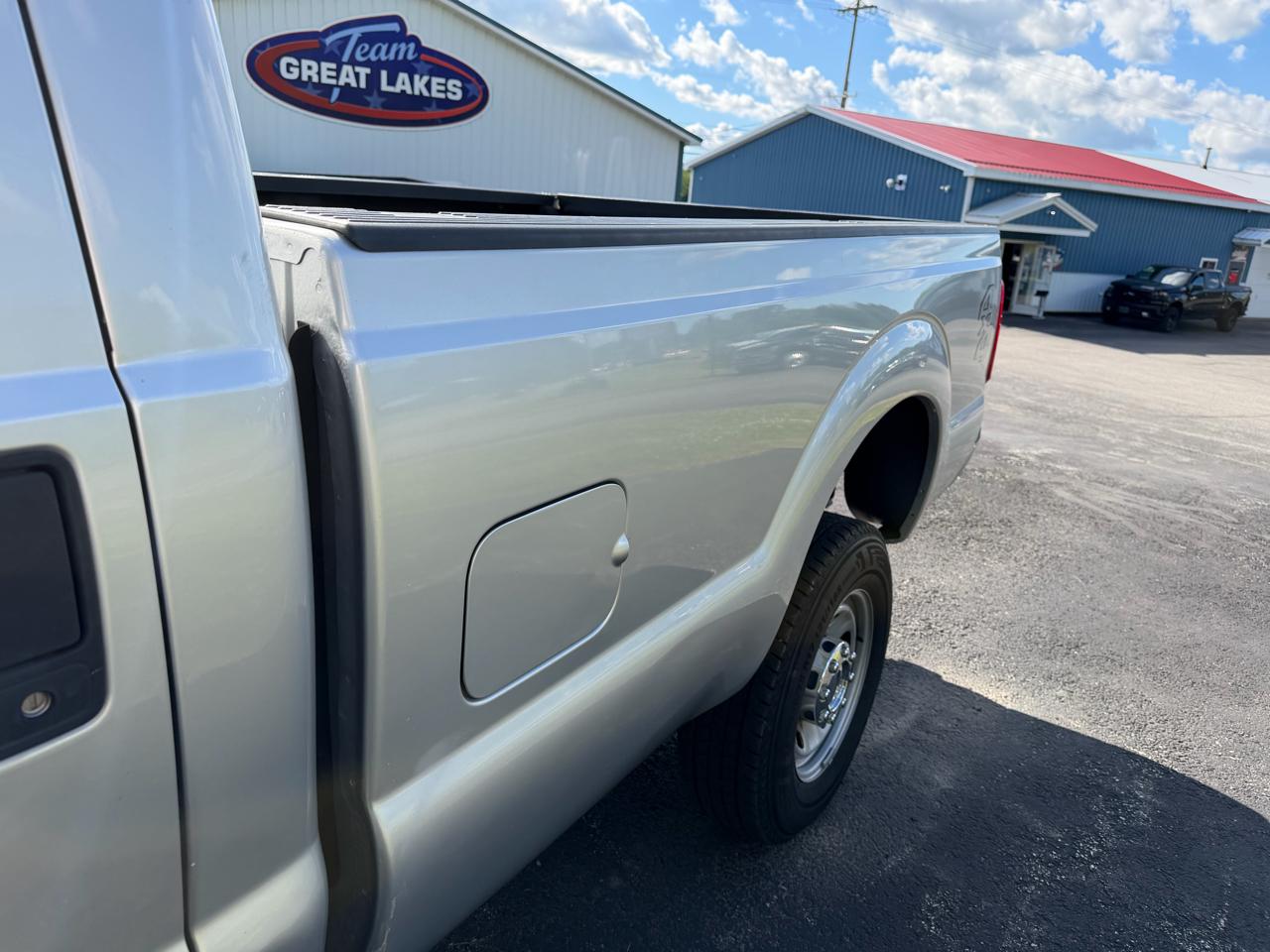 Ford Super Duty F-350 SRW 4WD Reg Cab 137" XLT 2016