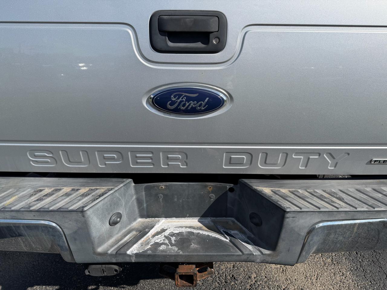 Ford Super Duty F-350 SRW 4WD Reg Cab 137" XLT 2016