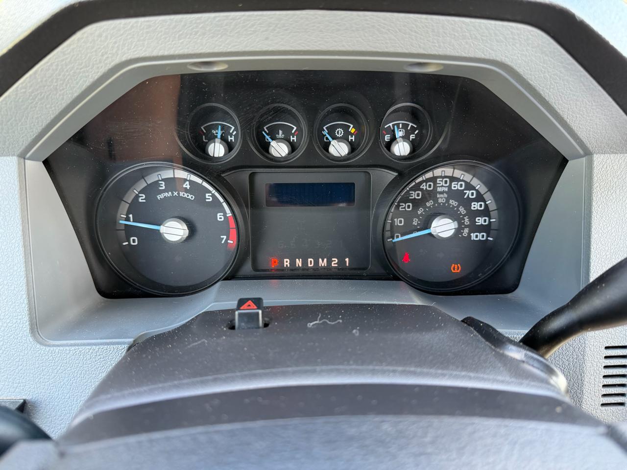 Ford Super Duty F-350 SRW 4WD Reg Cab 137" XLT 2016