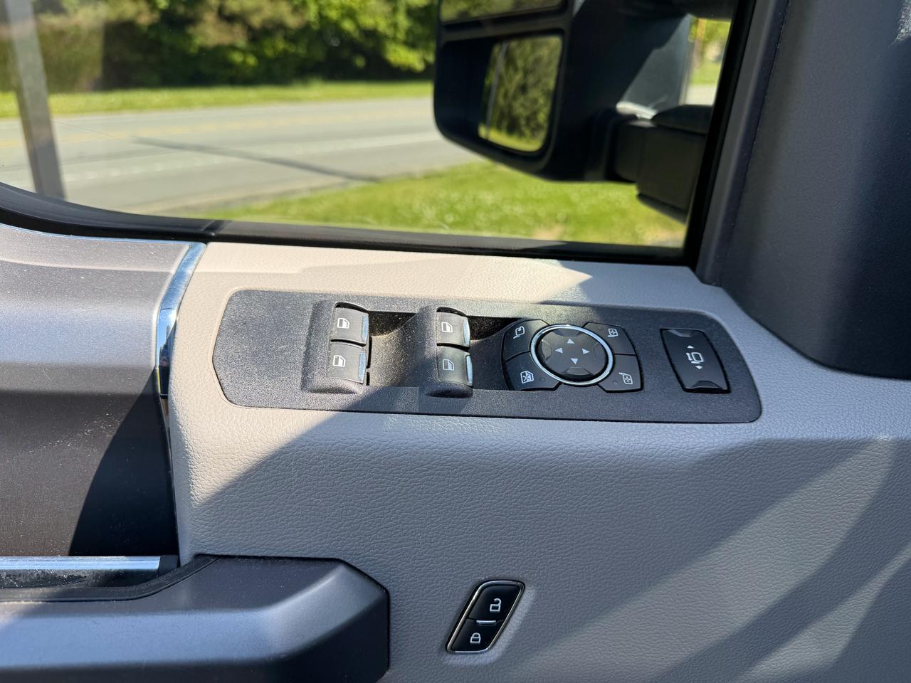 Ford Super Duty F-250 SRW XLT 4WD Crew Cab 6.75' Box 2019