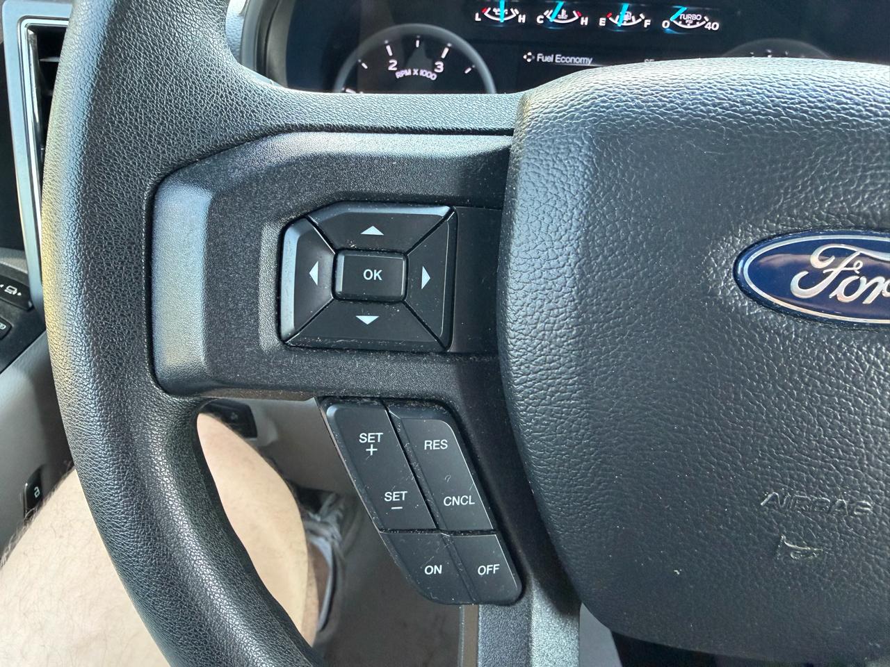 Ford Super Duty F-250 SRW XLT 4WD Crew Cab 6.75' Box 2019