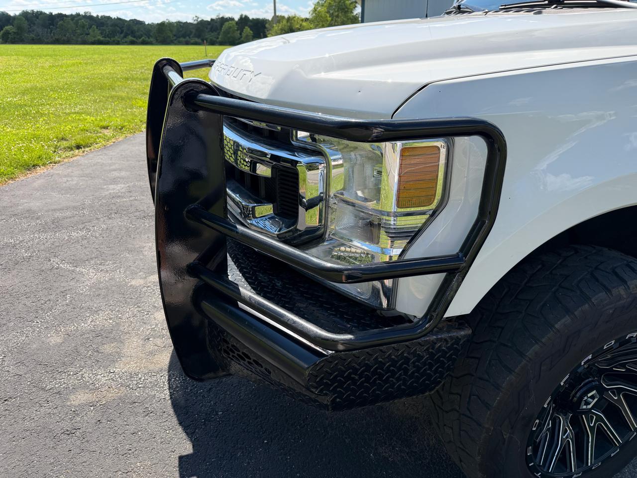 Ford Super Duty F-250 SRW XLT 4WD Crew Cab 8' Box 2021
