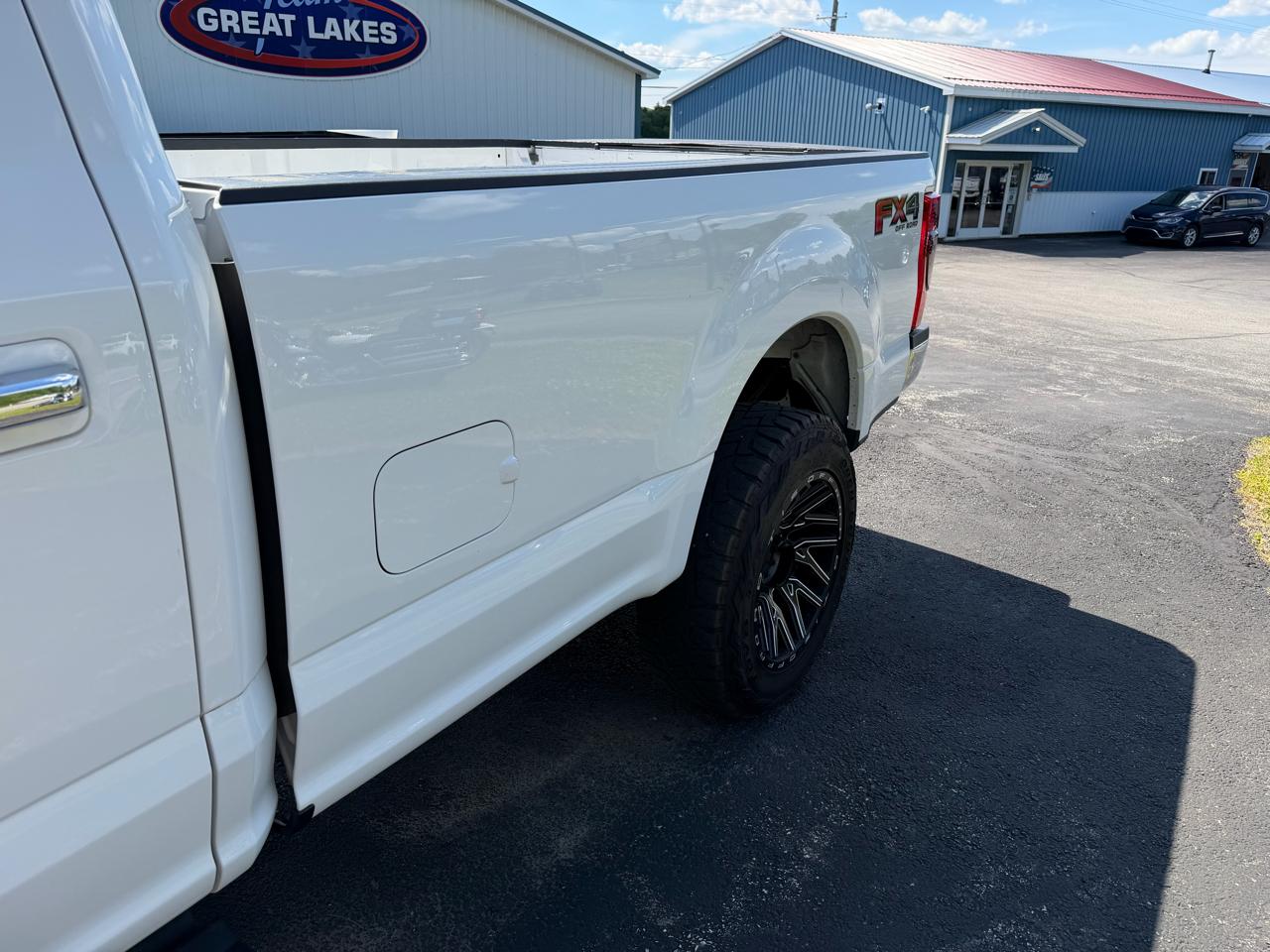 Ford Super Duty F-250 SRW XLT 4WD Crew Cab 8' Box 2021
