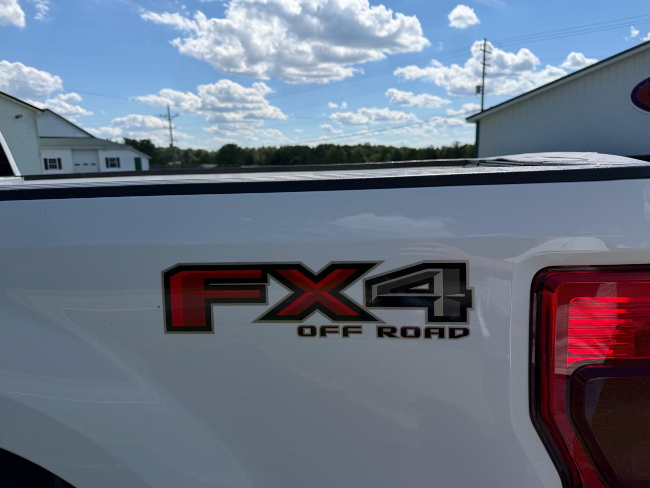 Ford Super Duty F-250 SRW XLT 4WD Crew Cab 8' Box 2021