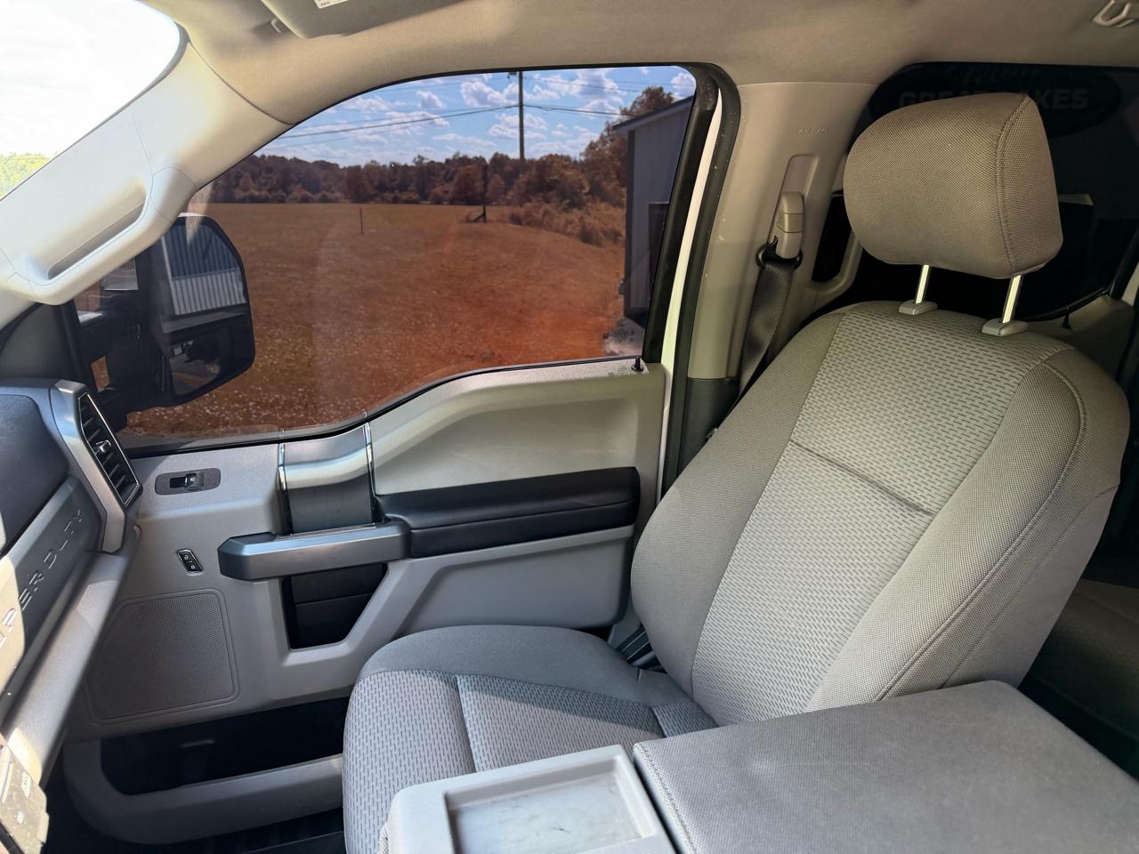 Ford Super Duty F-250 SRW XLT 4WD Crew Cab 8' Box 2021