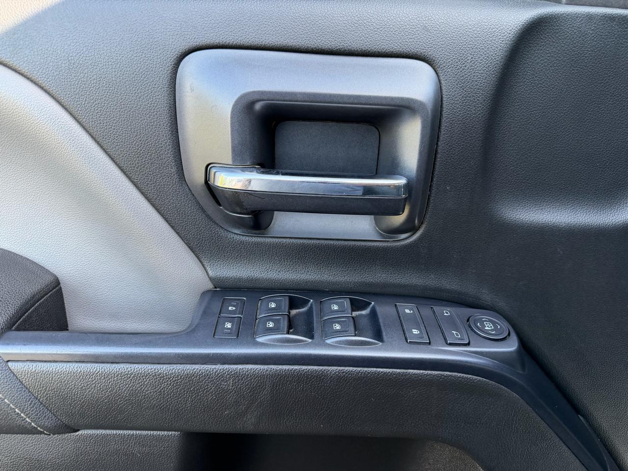 Chevrolet Silverado 2500HD Built After Aug 14 4WD Crew Cab 153.7" Work Truck 2015