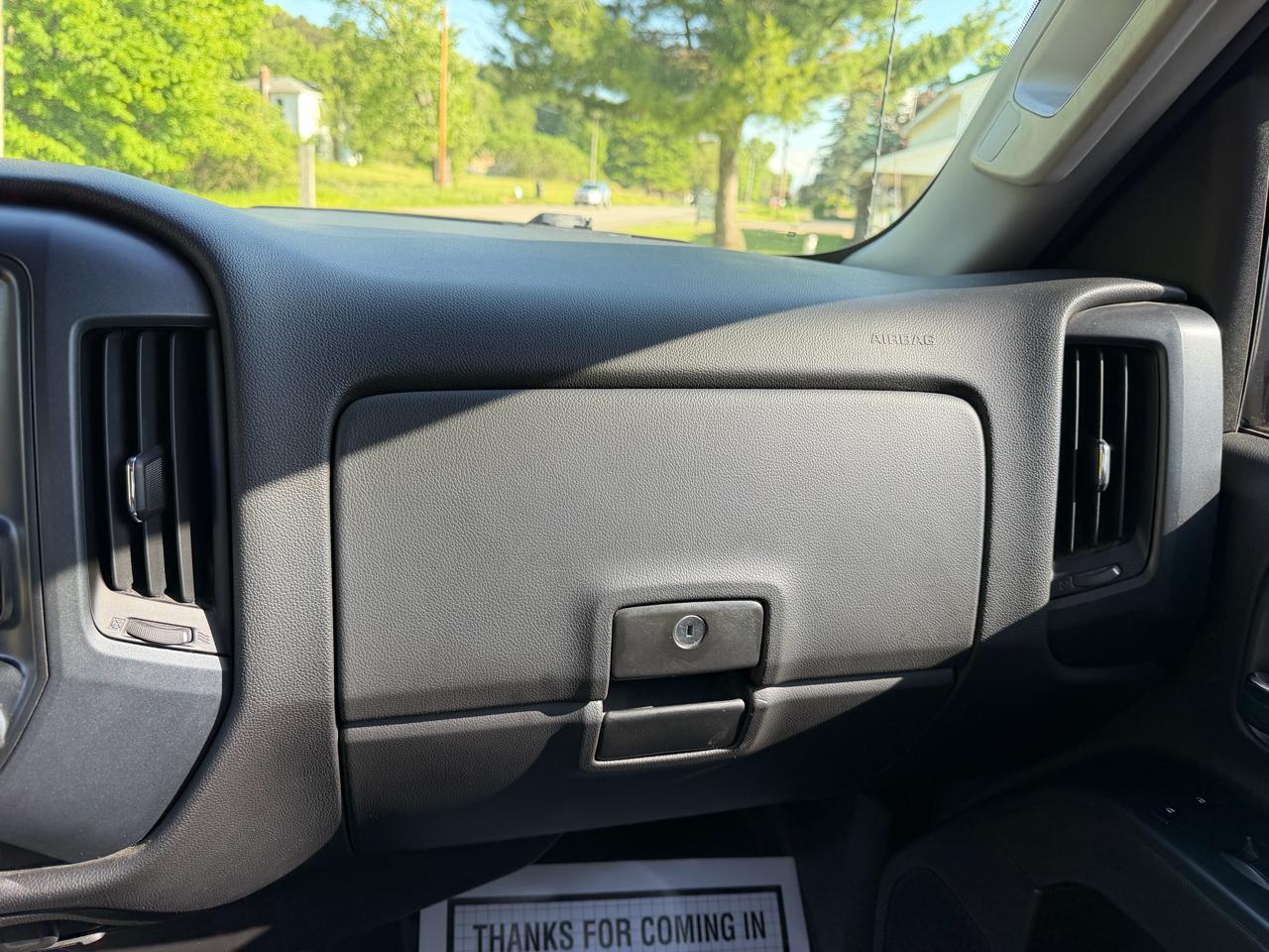 Chevrolet Silverado 2500HD Built After Aug 14 4WD Crew Cab 153.7" Work Truck 2015