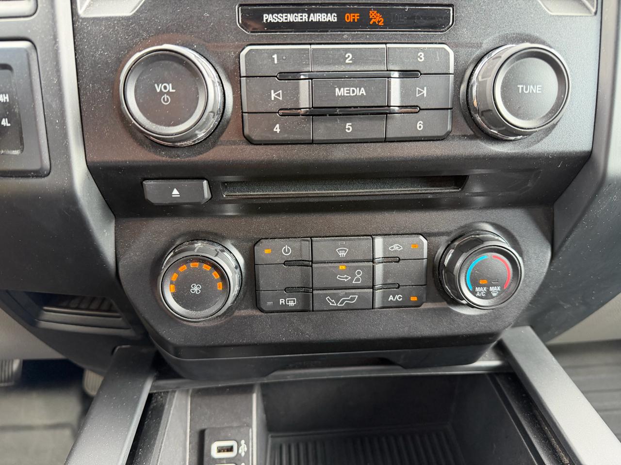 Ford F-150 XL 4WD SuperCrew 5.5' Box 2018