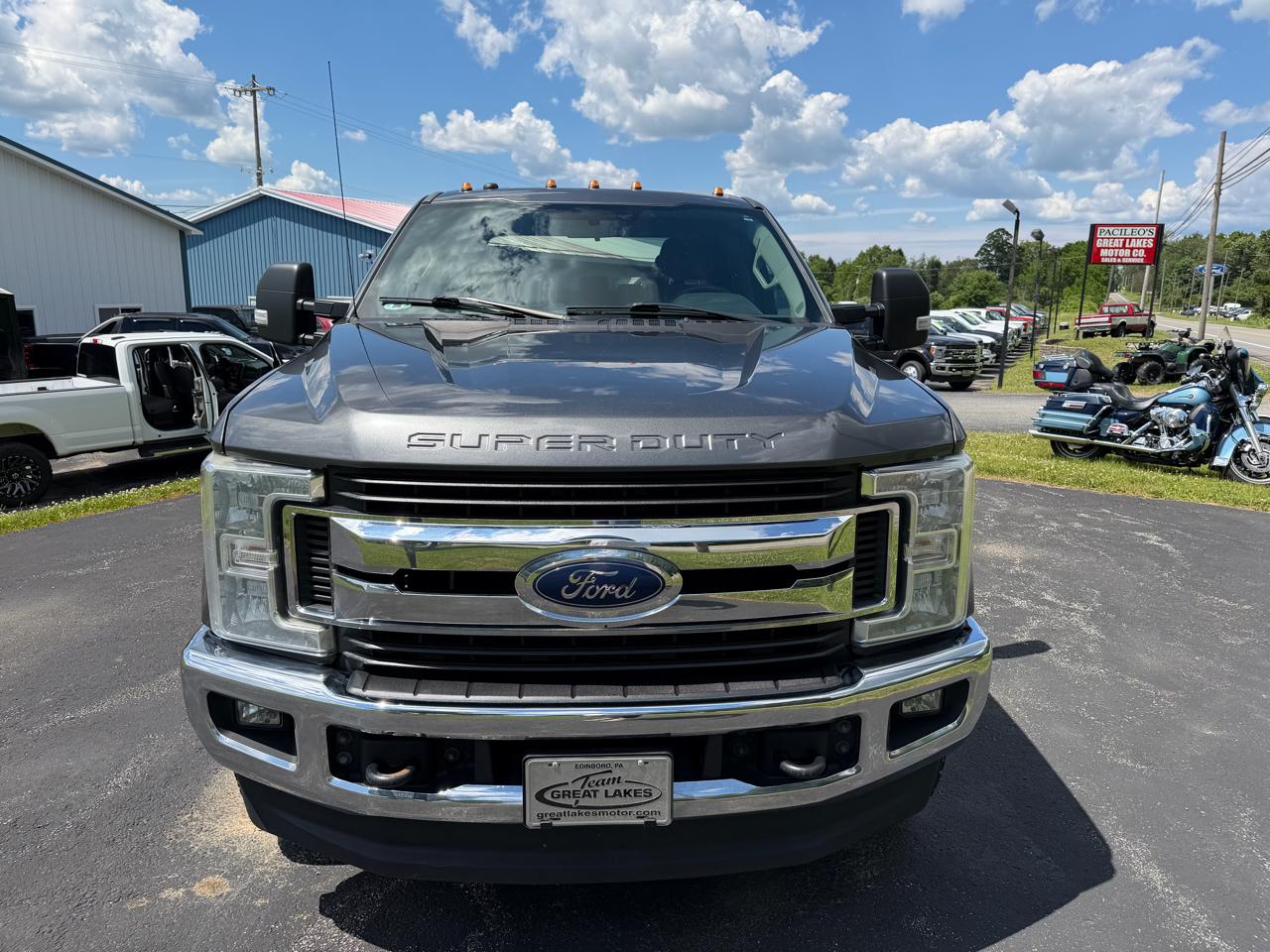 Ford Super Duty F-250 SRW XLT 4WD Crew Cab 6.75' Box 2019