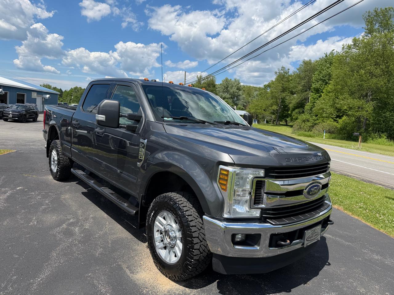 Ford Super Duty F-250 SRW XLT 4WD Crew Cab 6.75' Box 2019