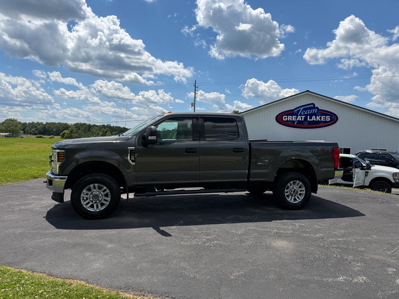 Ford Super Duty F-250 SRW XLT 4WD Crew Cab 6.75' Box 2019